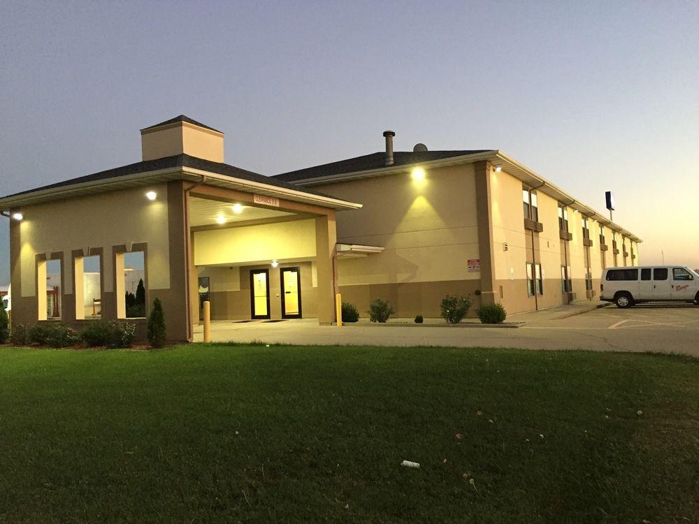 Hotel Baymont By Wyndham Morton Extérieur photo