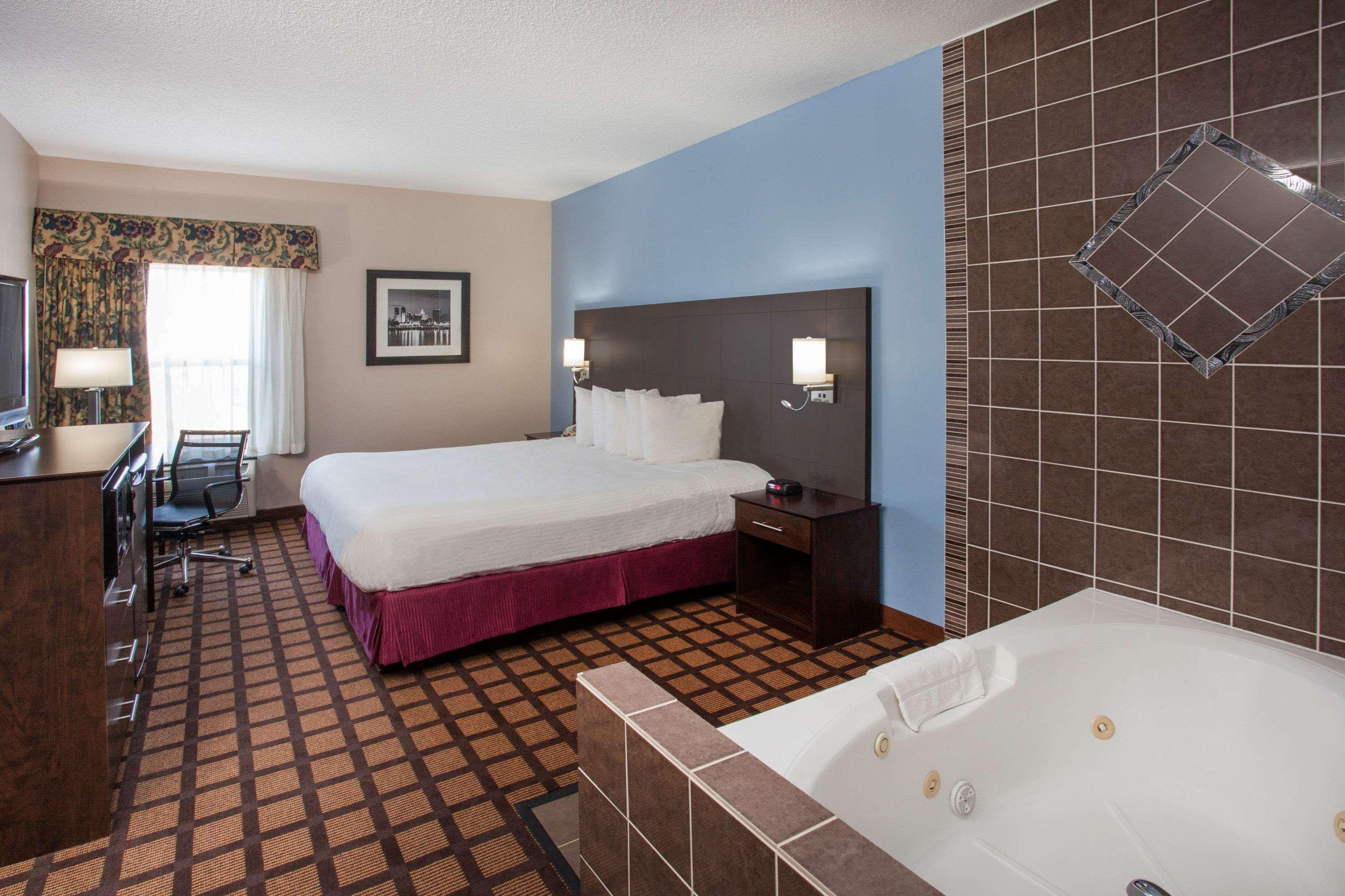 Hotel Baymont By Wyndham Morton Extérieur photo